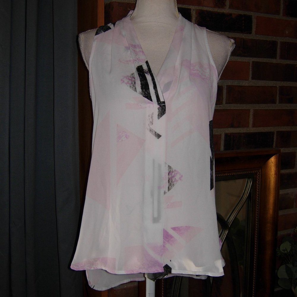 Vince Camuto Split Neck Sleeveless Top XS